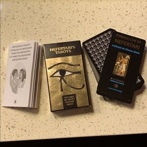 Nefertari’s Tarot Deck